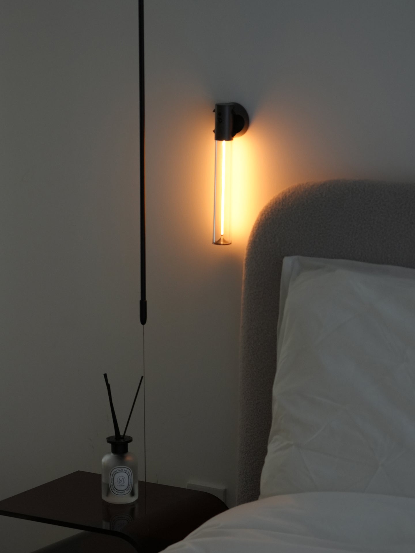 Fila Sensor - Rechargeable Wall Sconce - Grey