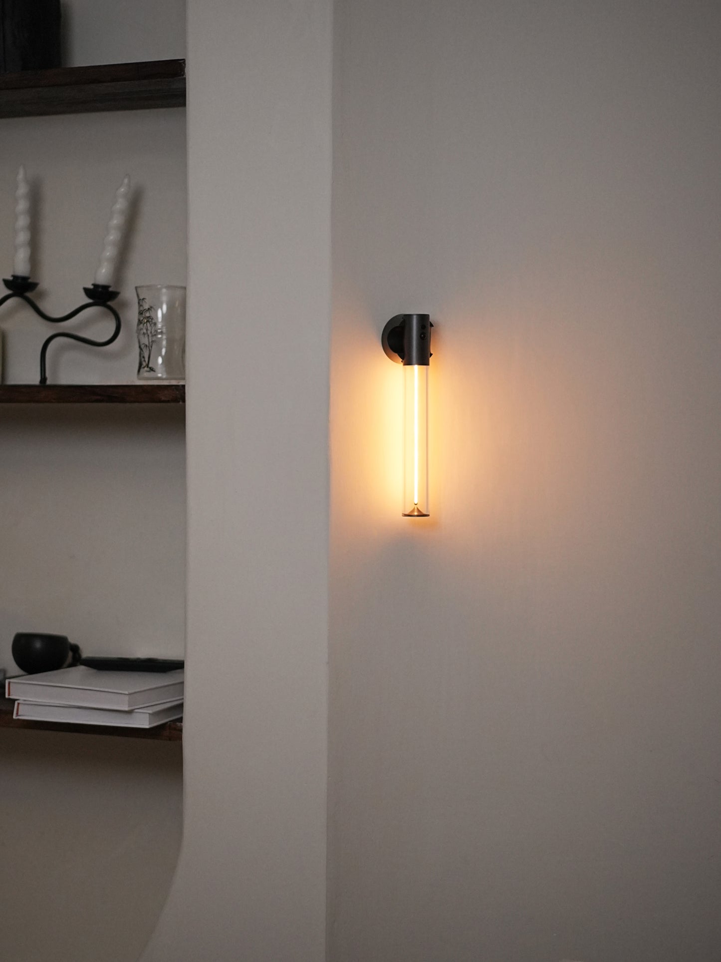 Fila Sensor - Rechargeable Wall Sconce - Grey